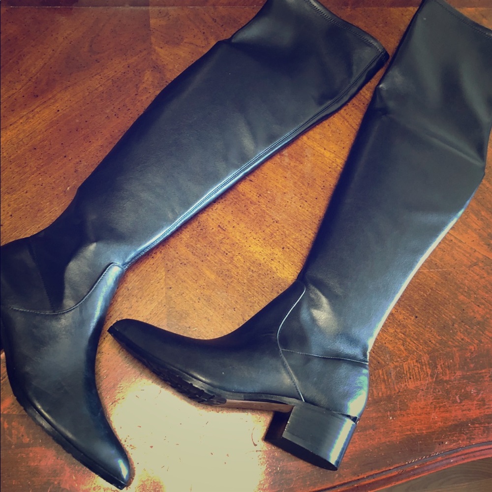 Donald J Pliner boot